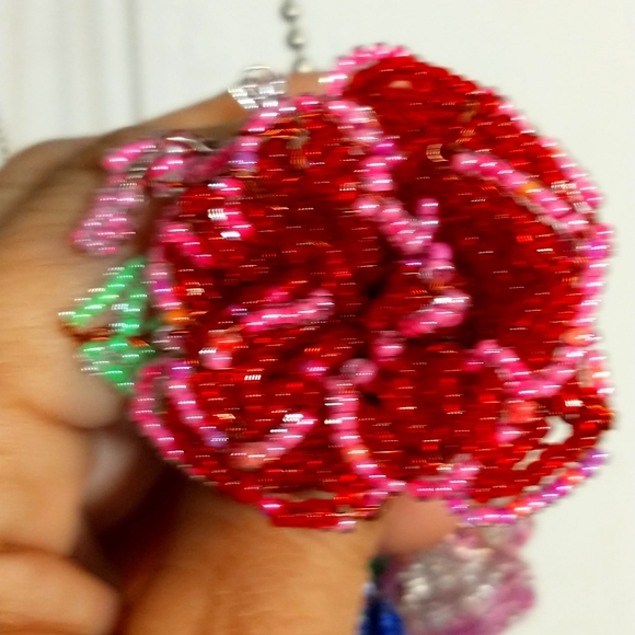 Beaded Rose in Red and Pink - Picture 3 of 3